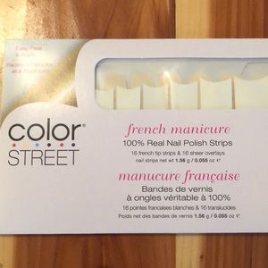 Color Street. French manicure